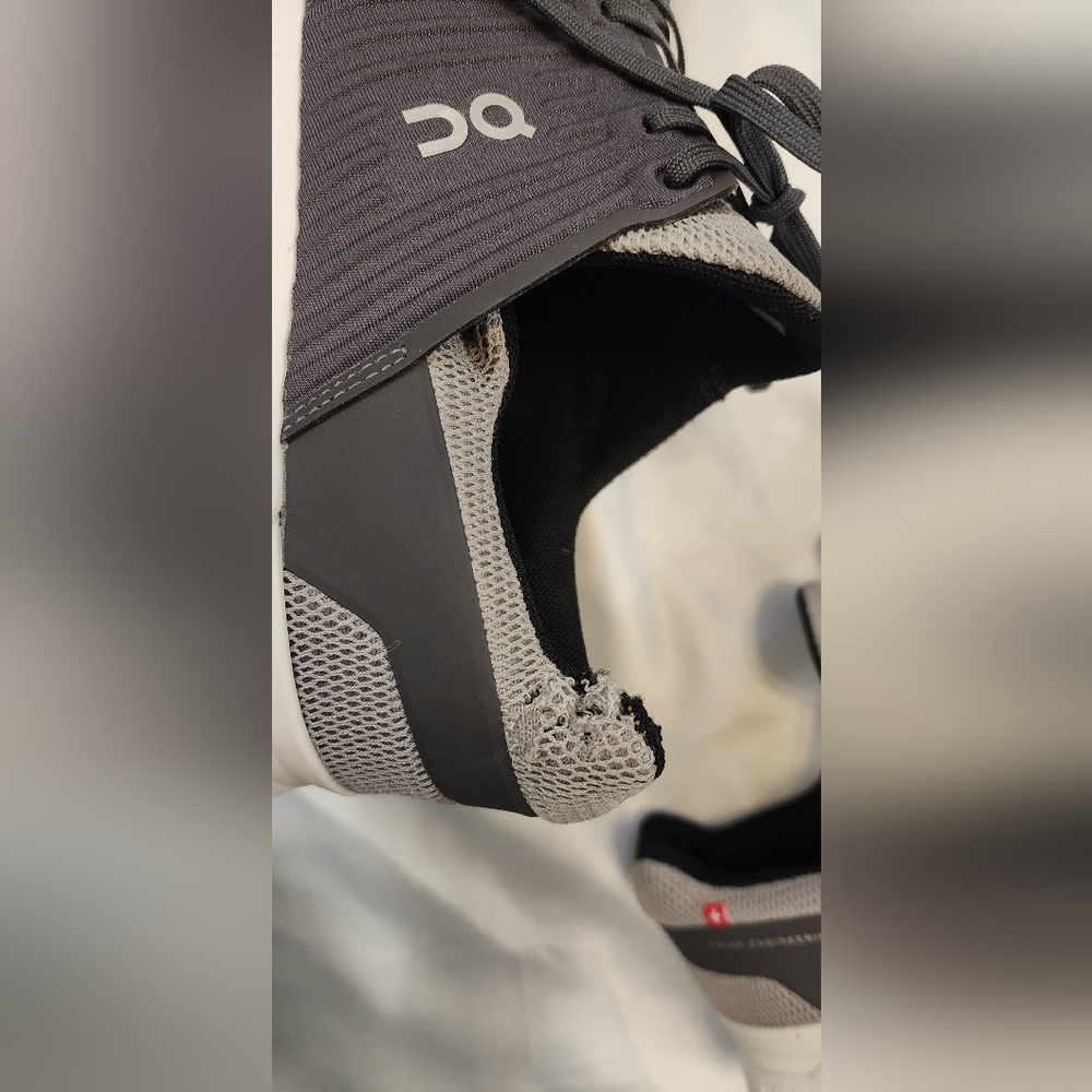 On Cloud Cloudswift Eclipse Running Shoes. - image 8